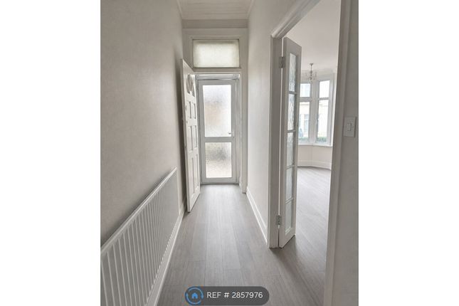 Goodall Road, London photo 2