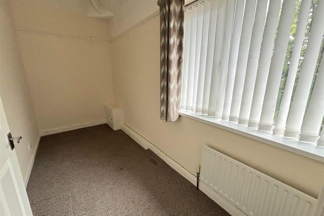 38c, Birley Moor Road, Sheffield photo 4
