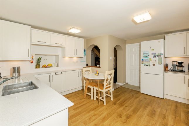 286, Hyde End Road, Reading photo 2
