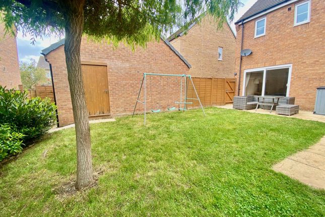 40, Libertas Drive, Peterborough photo 3