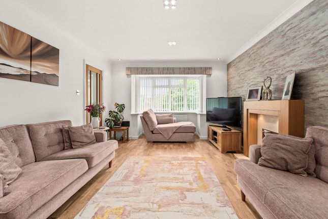 10, James Smith Avenue, Falkirk photo 4