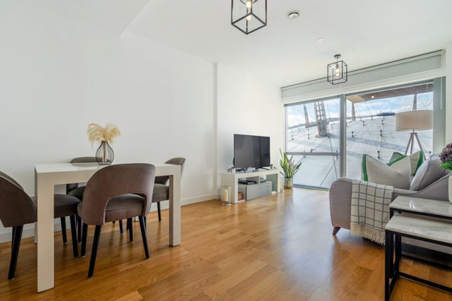 18 Cutter Lane, Greenwich photo 2