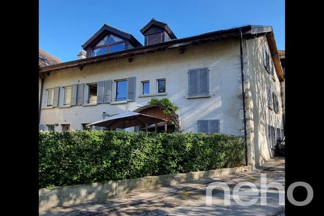 Apartment for sale in Begnins, Canton De Vaud, Switzerland