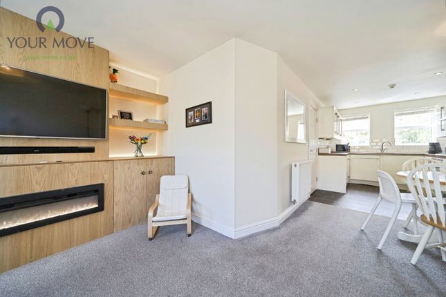 2, Grove Mill Drive, West Yorkshire photo 4