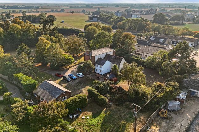 Asheldham Hall, Hall Road, Southminster photo 4