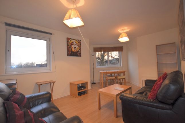 Lounge (Main)