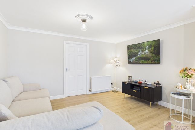 48, Ashcroft, Calderwood, East Kilbride photo 4