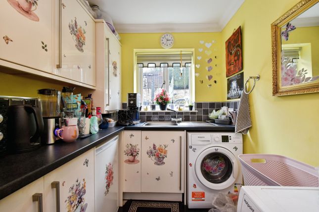86, Glanaman Road, Aberdare photo 4