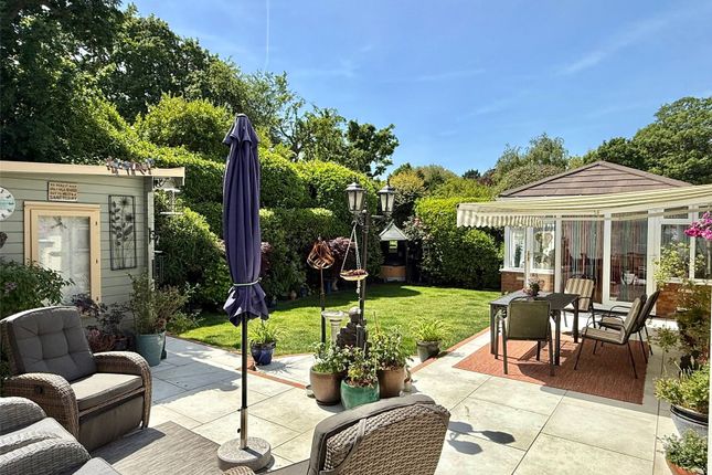 19, Shorefield Way, Lymington photo 2