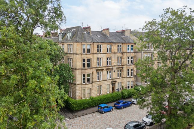 Flat 3/3 34 Gray Street Glasgow G3 7TY, Glasgow photo 2