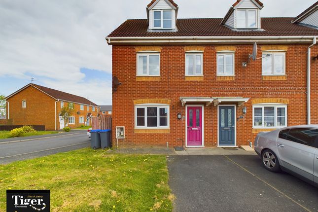 Thumbnail Town house for sale in Coopers Way, Blackpool