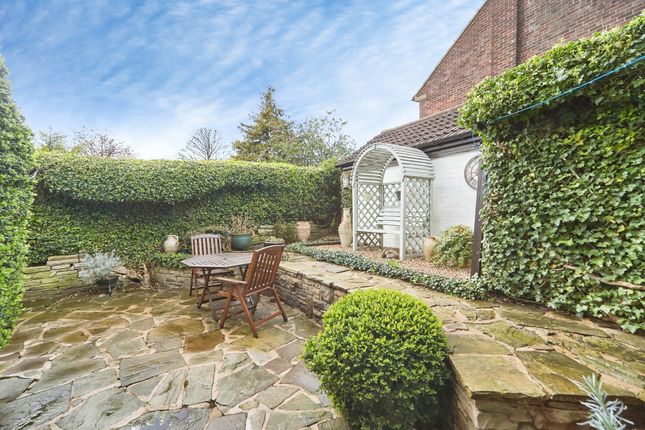 1, Rockwood Crescent, Pudsey photo 3