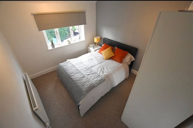 Room to rent in Wolverhampton Road, Oldbury