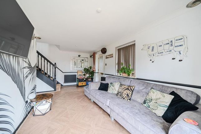 34 THE FURROWS, Southam, Southam photo 4