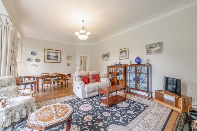 120 West King Street, Helensburgh photo 4