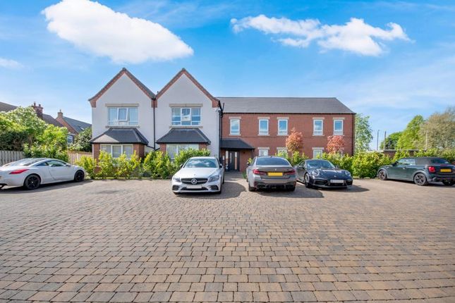 Thumbnail Flat for sale in Station Road, Doncaster