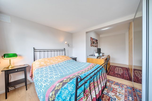 100, Walton Avenue, Harrow photo 3