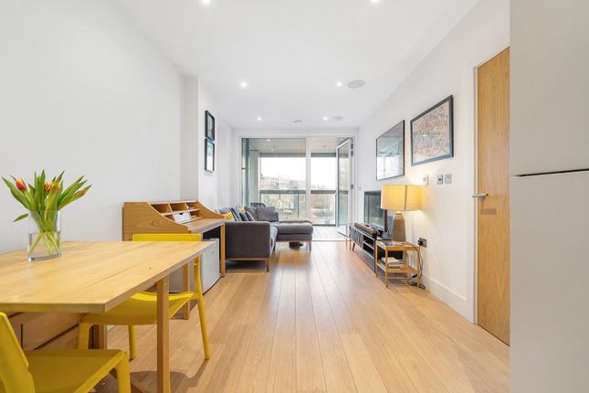 2-bed flat on Flat 7, 4, Stockwell Park Walk, London, £565,000