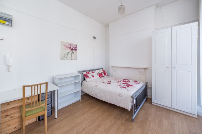 101-103, Oakley Street, London photo 2