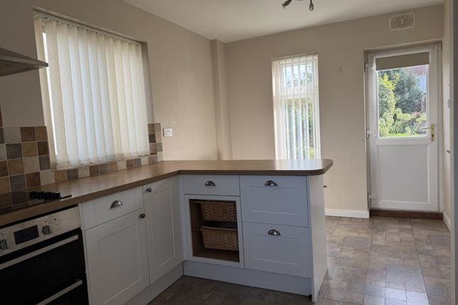 29 Valpy Avenue, Norwich photo 3