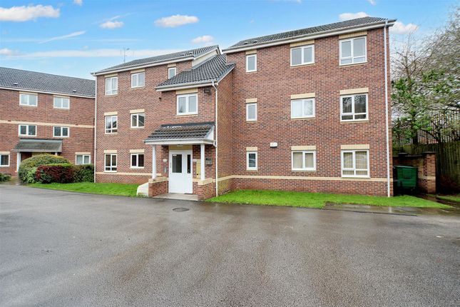 Flat for sale in The Wells Road, Mapperley, Nottingham