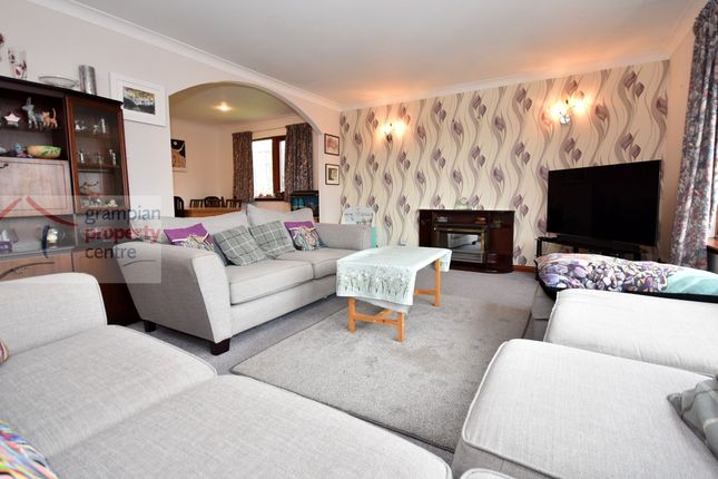 9 Newfield Road, Elgin photo 3