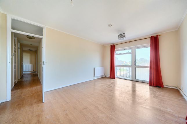 10, Woodmancote Court, Blenheim Road, Horsham photo 4