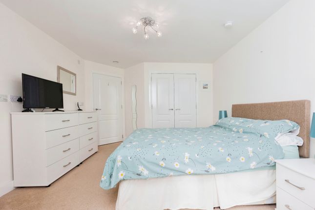 Flat for sale in School Brow, Romiley, Stockport, Greater Manchester