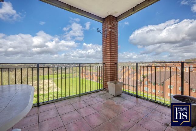 Flat for sale in Fisher Court, Rhapsody Crescent