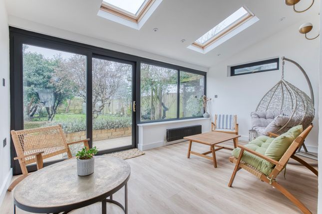375 St. Johns Way, Thetford photo 2