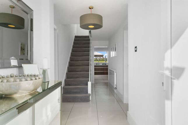 97, Burnside, Wigan photo 4