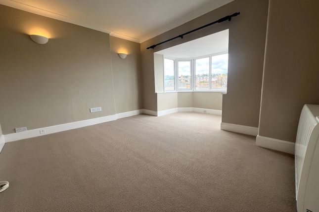 Flat C, Devon House, Teignmouth photo 4