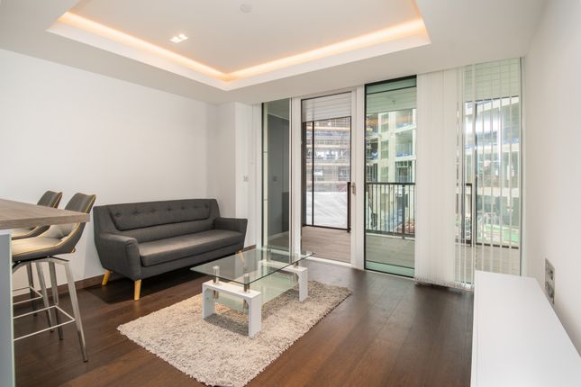 Flat for sale in North Wharf Road, London