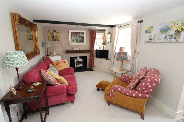 56 Station Road, Bedford photo 2