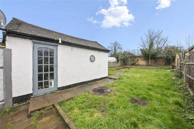 31, Cavendish Avenue, Ruislip photo 3