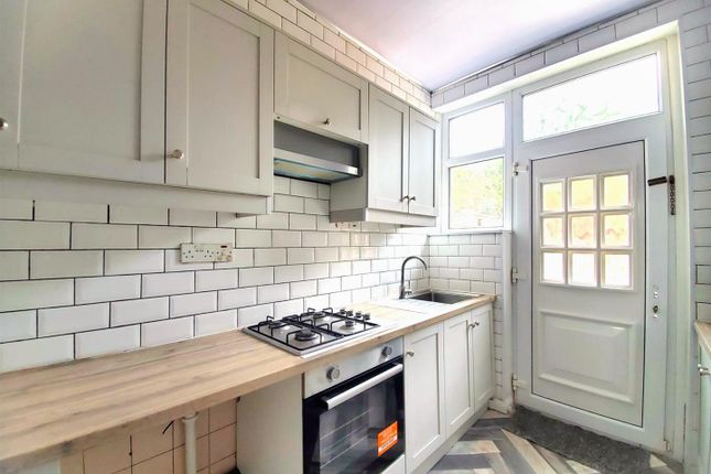 72, Heaton Road, Huddersfield photo 5