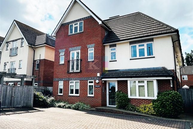 2-bed flat on Flat 1, Marsh Court, Hayes, £329,950