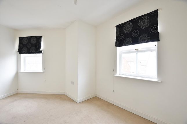 Flat for sale in Spencer Road, Wellingborough