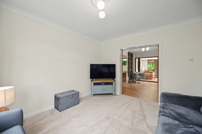 55, Hillary Road, Rugby photo 4