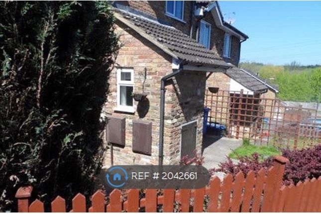 Hexham Close, Owlsmoor, Sandhurst photo 2