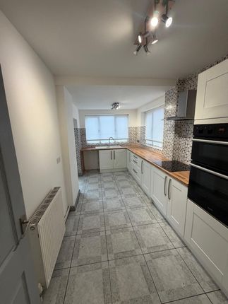 26 Elton Avenue, Bootle photo 4