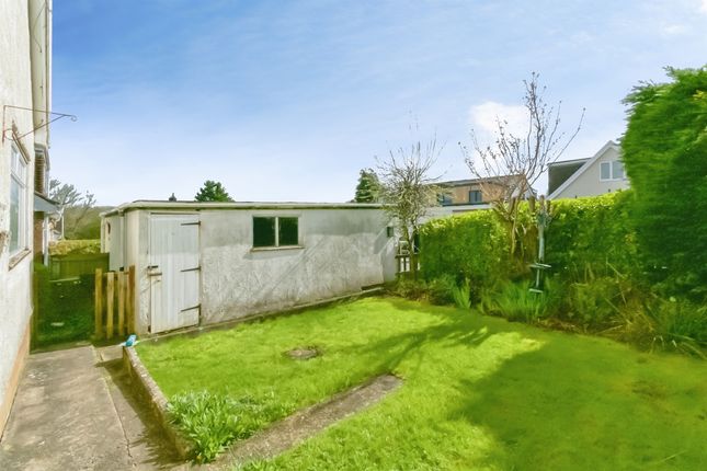 16, Wolfe Close, Cowbridge photo 4
