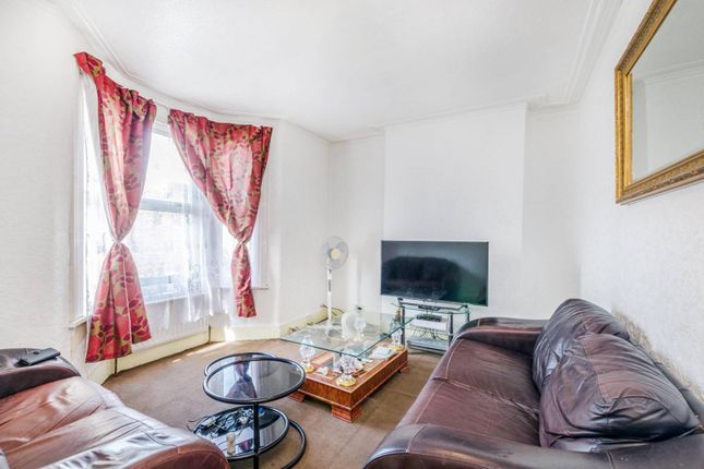 Thumbnail Flat for sale in Carson Road, Canning Town, London