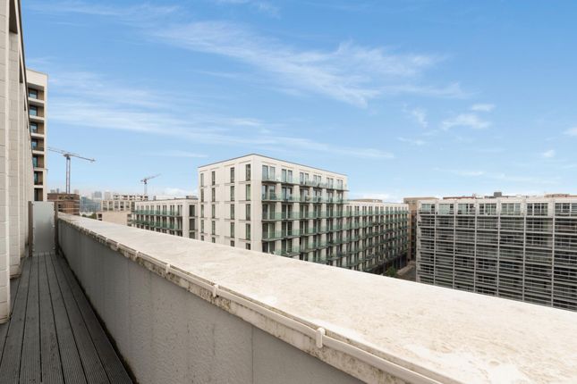 78 Commodore House 2, Admiralty Avenue, London photo 3