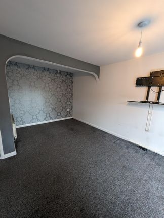 Property to rent in Attingham Drive, Dudley