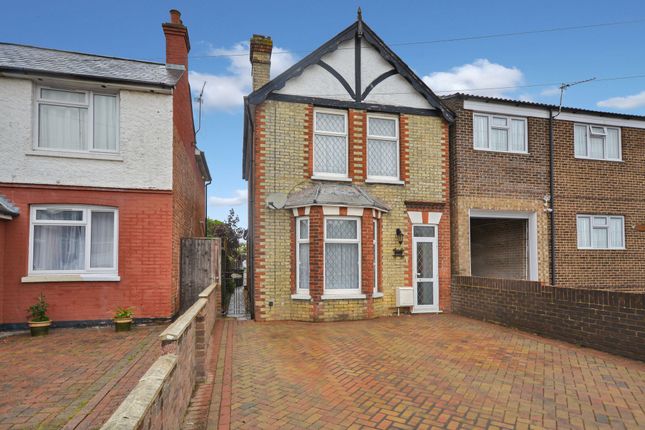 3-bed detached on 135 Kingsnorth Road, Ashford, £325,000