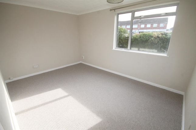 Flat for sale in Cleevedale Court, Downend, Bristol