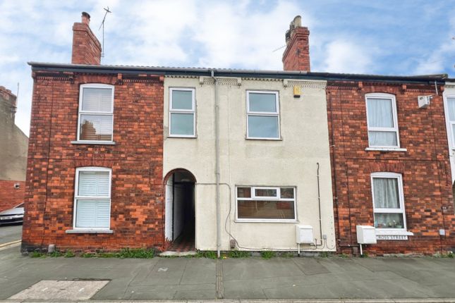 2-bed house on 112, Cross Street, Lincoln, £100,000