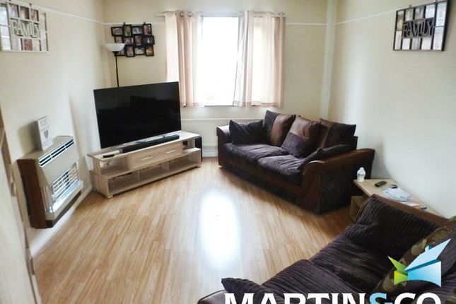 4, Eskdale Road, West Yorkshire, England photo 3