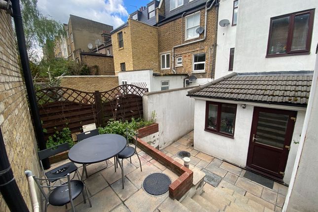 Thumbnail Maisonette to rent in Pagnell Street, London